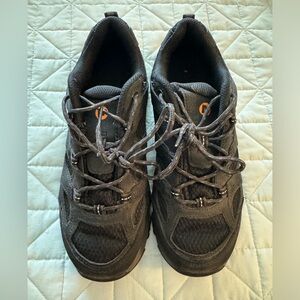 Merrell’s Big Kid's Moab 3 Low Lace Shoe Size 5